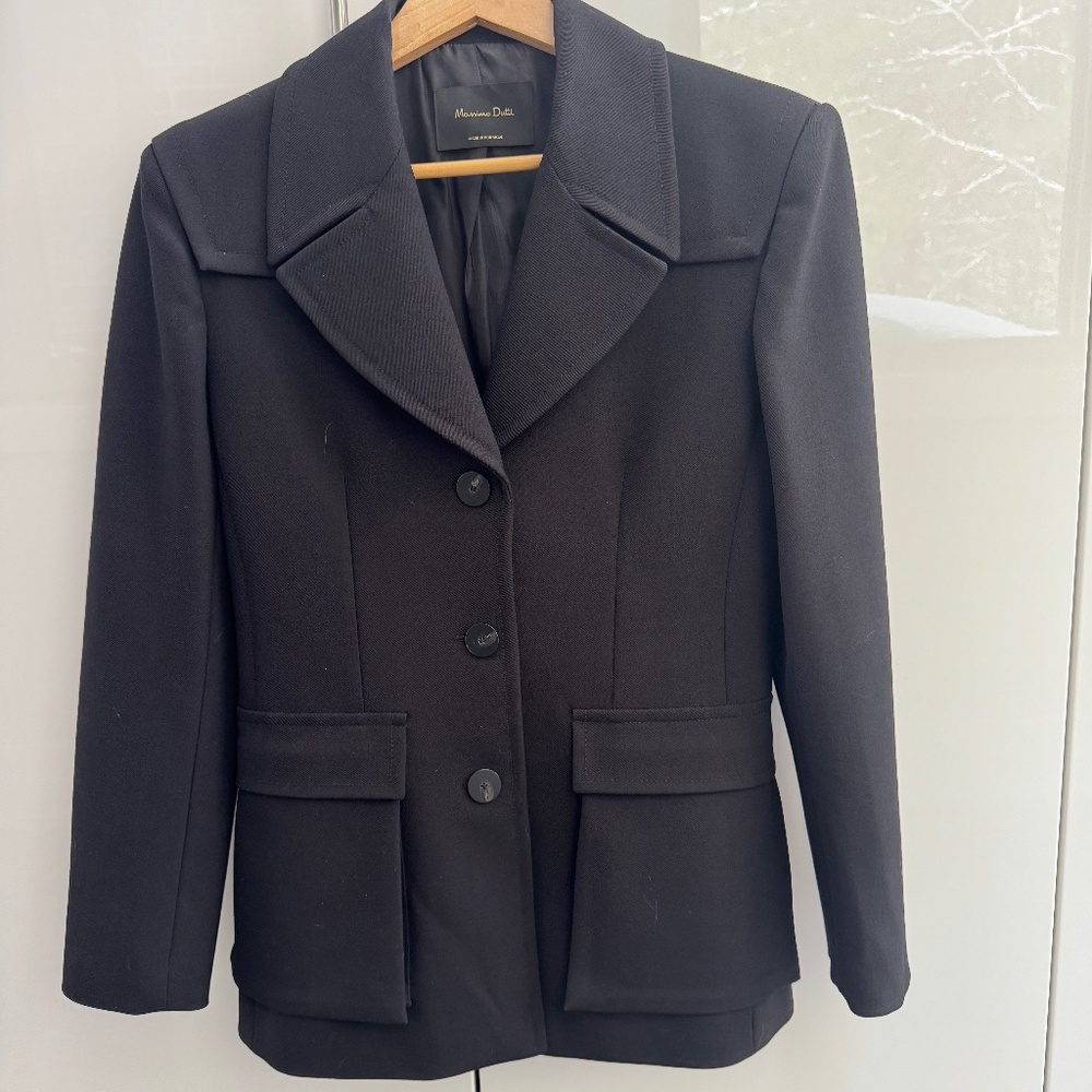 Massimo Dutti black blazer